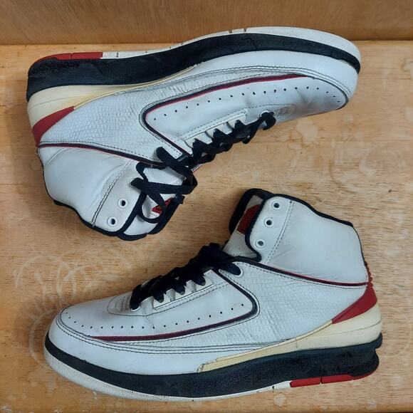 Air Jordan 2 Retro 2004 Chicago 308308-161 Men's US 8.5 White Basketball Shoes - Picture 5 of 9